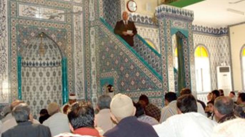 Okul m&uuml;d&uuml;r&uuml;nden camide vaaz