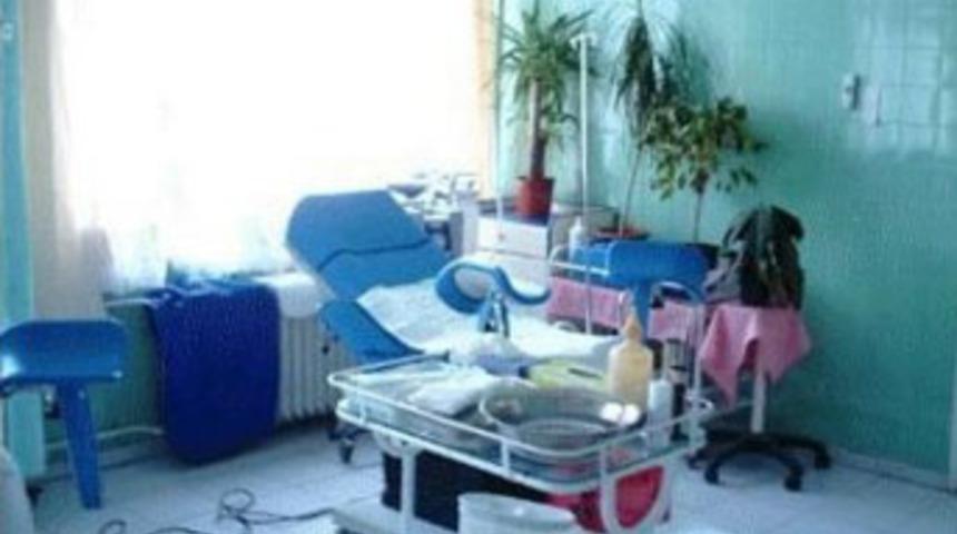 67 yaşında ikiz &ccedil;ocuk doğurdu