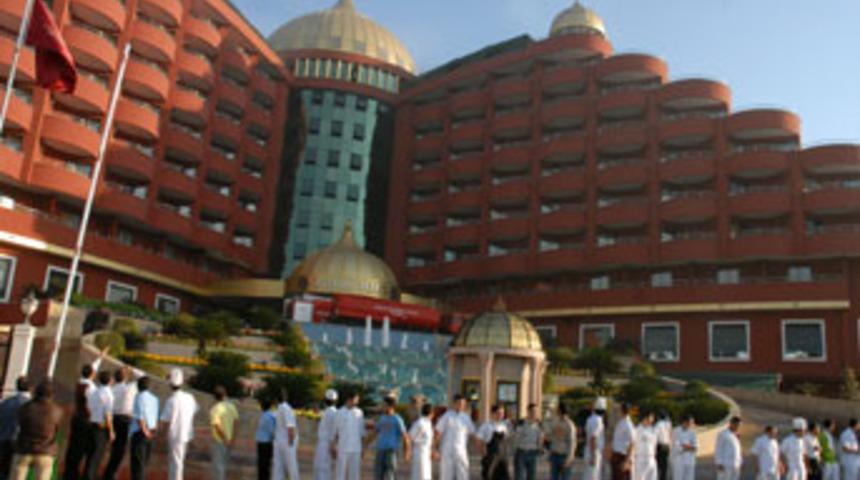 Otelde yangın paniği