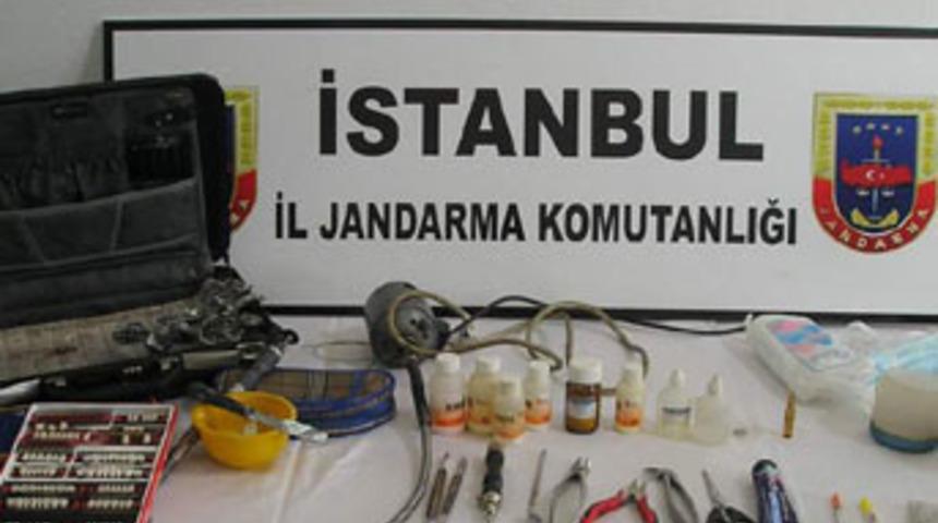 Sahte diş doktoruna su&ccedil; &uuml;st&uuml;