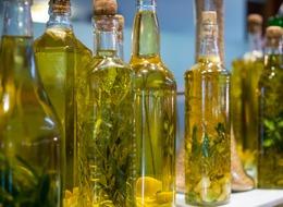 Zeytinyağı fiyatları için Bakanlık’tan yeni açıklama! ‘İhracat kısıtlaması’ kararı alınmıştı: ‘İç piyasada yükselmiş fiyatları geri çekecektir…’