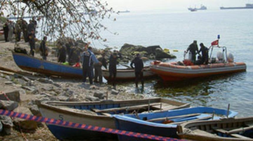 Deniz bisikletinde iki astsubay boğuldu