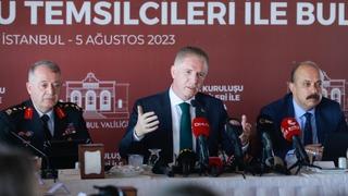 Vali Gül'den sokak hayvanlarıyla ilgili net açıklama: 'Hoş görelim' deme lüksümüz yok