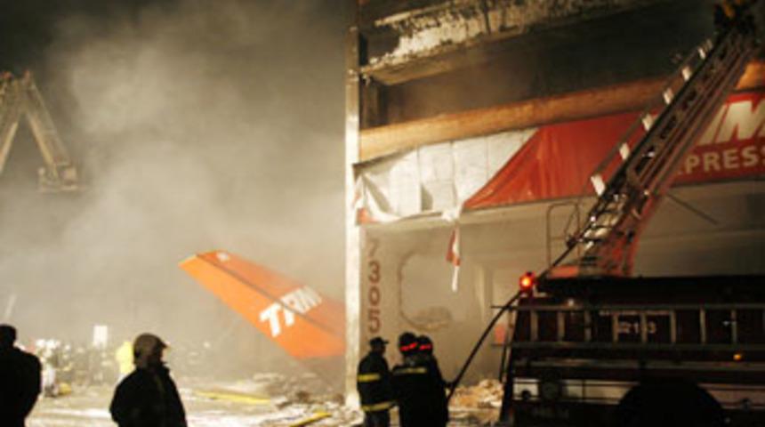 Brezilya'da u&ccedil;ak kazası