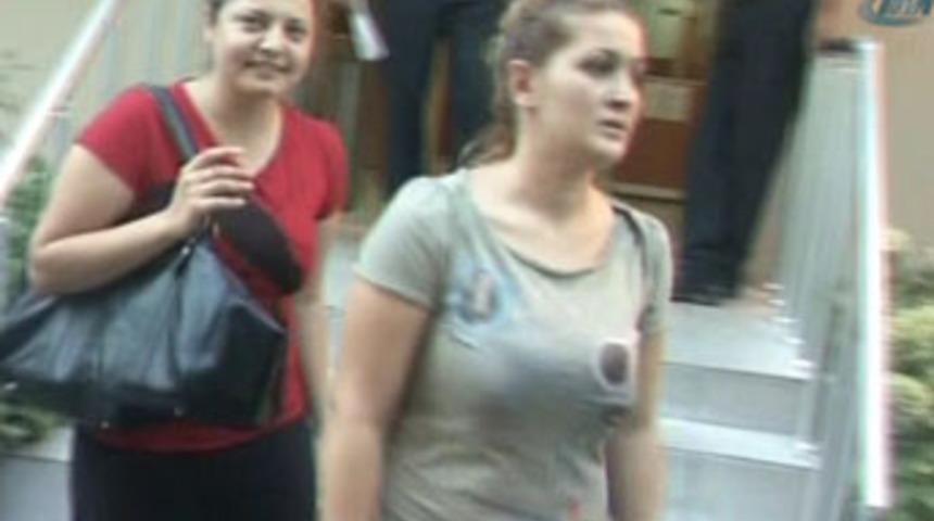 2 gen&ccedil; kızın korkulu gecesi