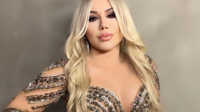 Ünlü şarkıcı Ceylan havuz başında göbek attı! Bodrum'daki villasından paylaştı, dansıyla olay oldu