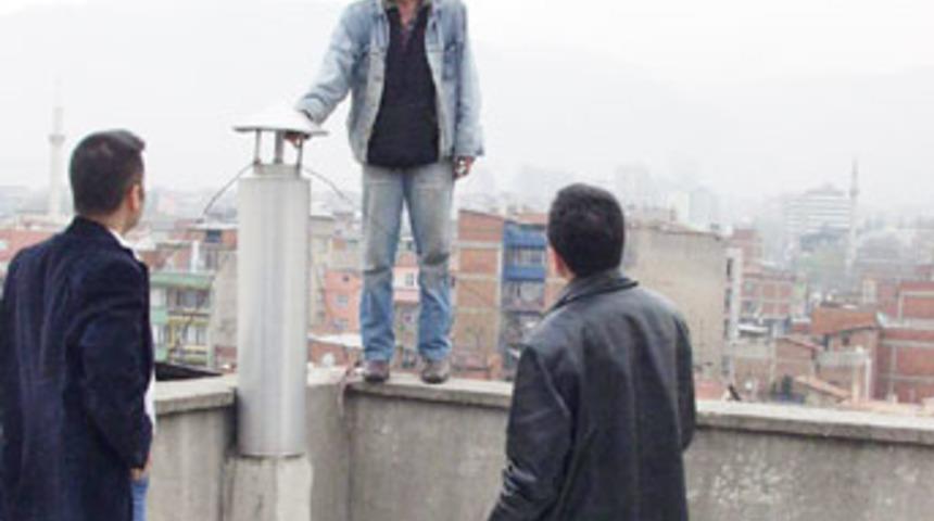 Fıkra gibi intihar girişimi