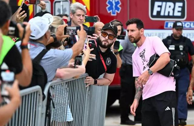 640xauto - Inter Miami'nin yıldızı Lionel Messi'den imza alan temizlik görevlisi kovuldu! Sebebi herkesi şaşkına çevirdi