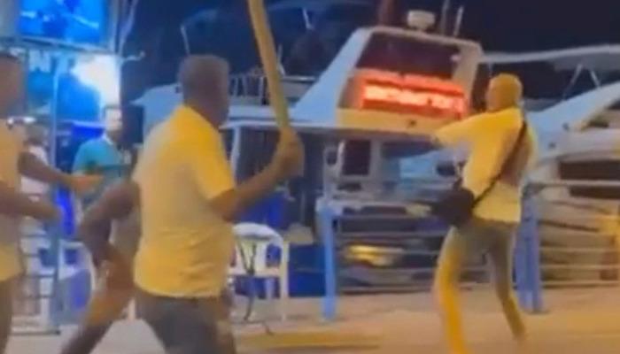 1 kişiye 6 kişi saldırmıştı! Görüntülerdeki turist boksör çıktı… Kavgada ‘ahlaksız teklif’ iddiası