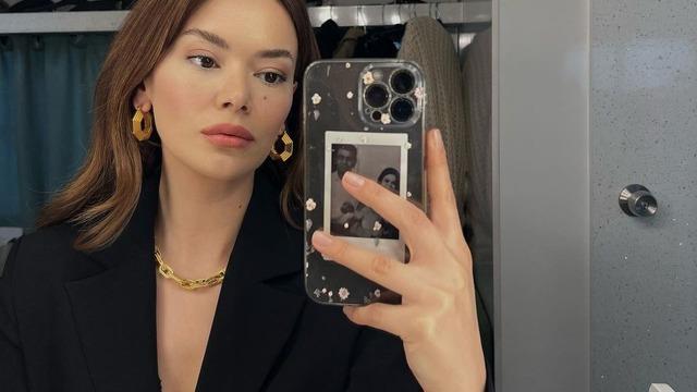 Bomba aşk iddiası! Ünlü oyuncu Seray Kaya'nın müzisyen sevgilisi bakın kim çıktı