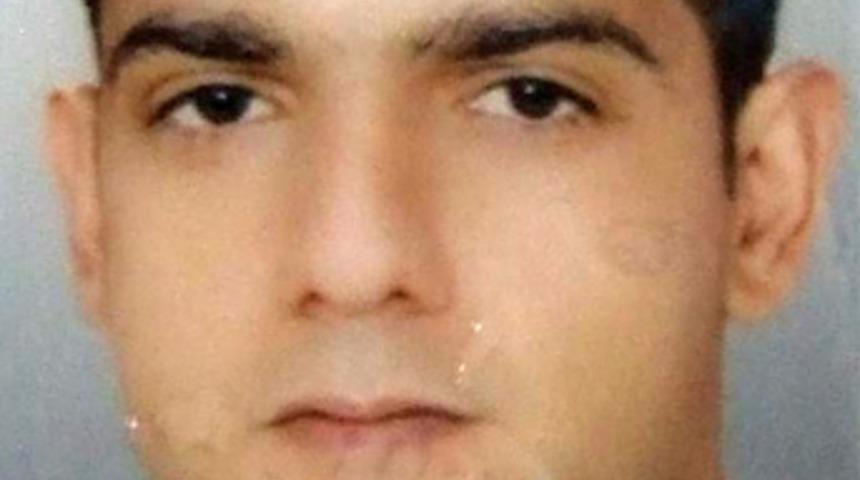 Amca beni kurtardı, kendi &ouml;ld&uuml;