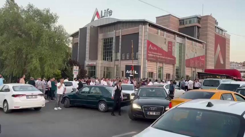 CHP'li Özdemir kongrede kalp krizi geçirdi! Kılıçdaroğlu başsağlığı mesajı yayınladı