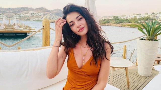 EGO'nun yıldızı Melisa Aslı Pamuk'un yeni aşkı ortaya çıktı! Yıldız futbolcudan itiraf gibi paylaşım!