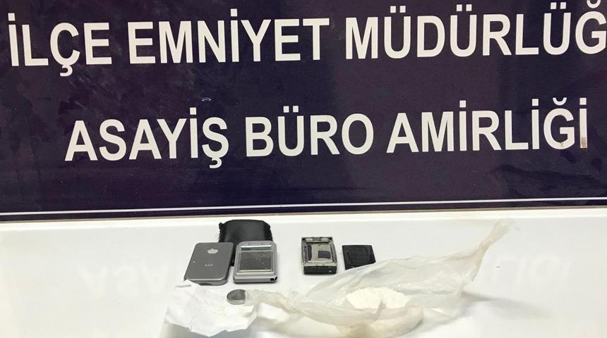 Hatay'da uyuşturucu operasyonunda 2 şüpheli yakalandı