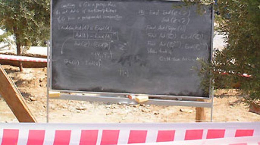 'Matematik K&ouml;y&uuml;' kapanmayacak