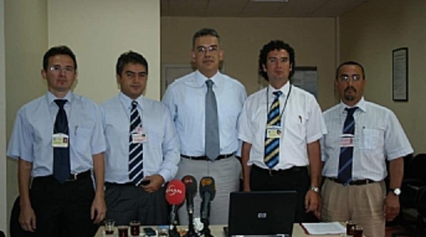 Rekt&ouml;r gelmeden istifa ettiler