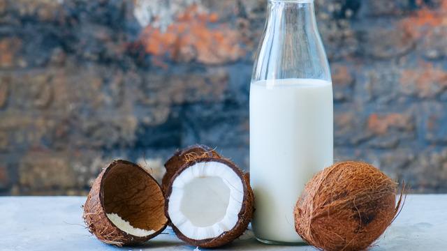 Hindistan cevizi sütünün faydaları nelerdir? Hindistan cevizi sütü ne işe yarar?