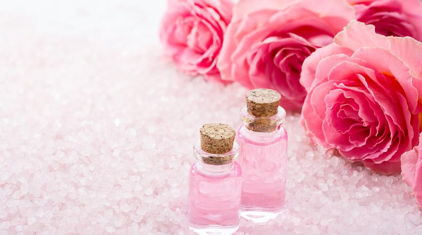 Gül suyunun saça faydaları nelerdir? Gül suyu saçı gürleştirir mi?	