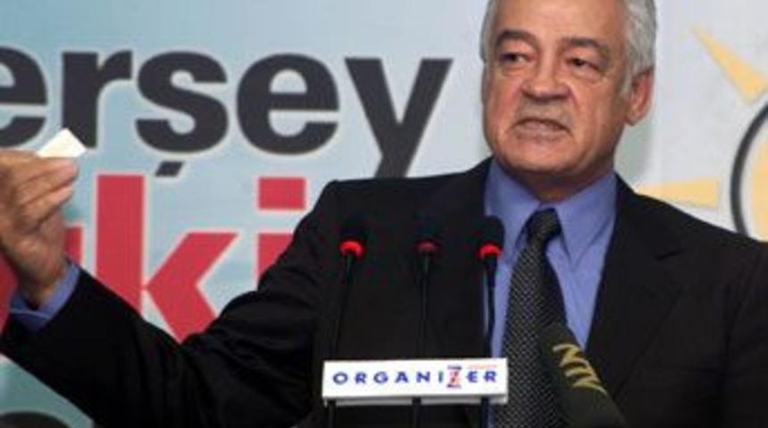 AKP grup toplantısında g&ouml;zler Fırat'ı aradı