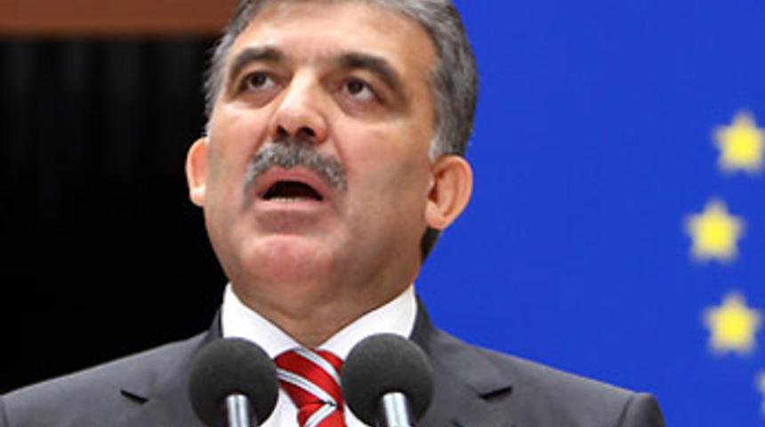 G&uuml;l'den rekt&ouml;r atamaları