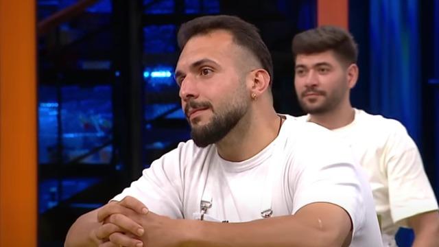 MasterChef'te efsane isim geldi, ortalık karıştı! Mehmet Şef'ten olay sözler! “Senin cinlik burada biter”