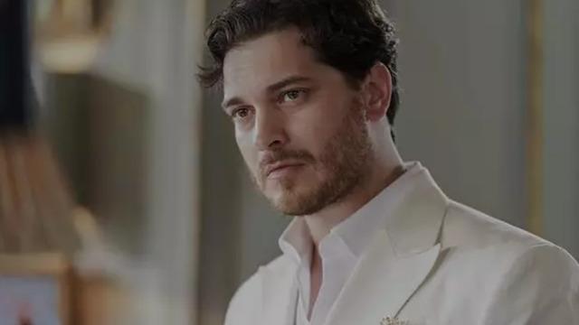 Recep İvedik ve Arka Sokaklar’da figürandı...Terzi'nin yıldızı Çağatay Ulusoy bakın nasıl ünlü olmuş!