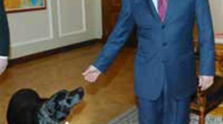 Putin'in, k&ouml;peğine uydu takip sistemi