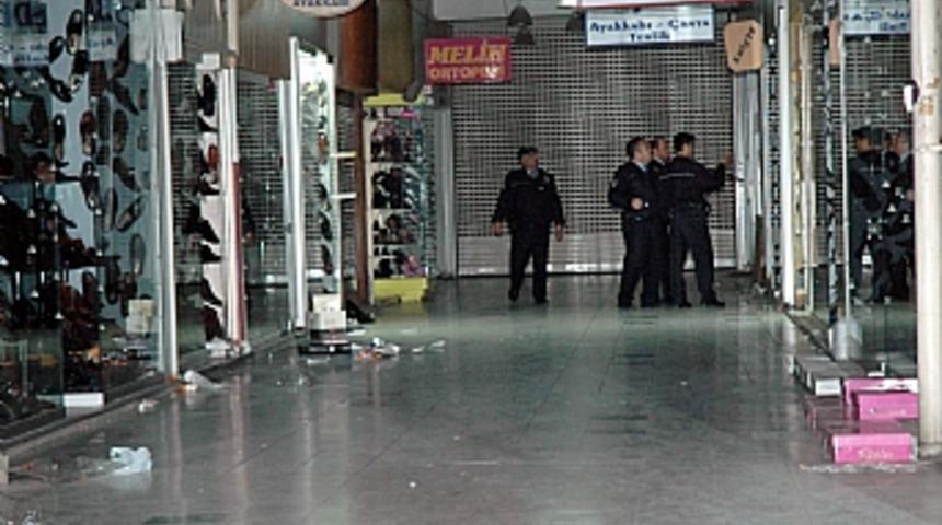 &Ccedil;atıda hırsız avı