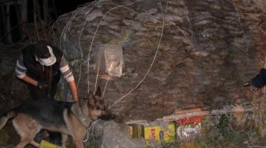 Tezeklerin i&ccedil;inden 2.5 kilo eroin &ccedil;ıktı