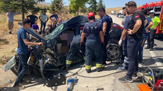 Konya'da cenaze dönüşü feci kaza! Ölü ve yaralılar var