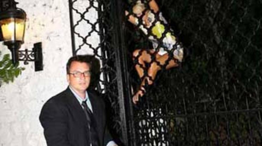 Paris Hilton'un skandalları bitmiyor! <font color="red">Magazin</font>