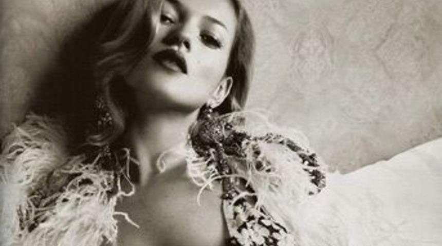 Kate Moss geliyor!