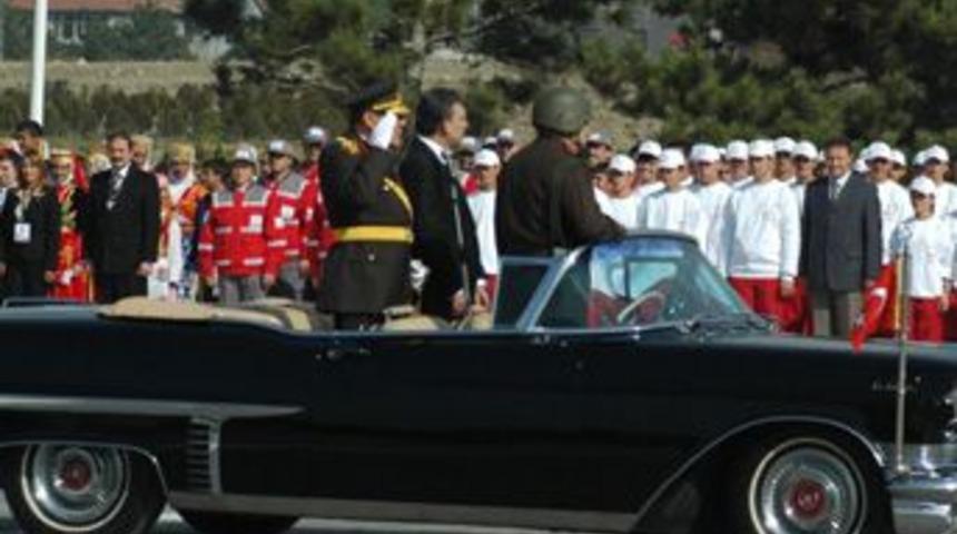 B&uuml;y&uuml;k bayramda d&uuml;nyaya mesaj