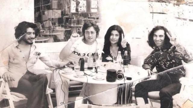 Kanat Atkaya, Erkin Koray'ın kendisine yazdığı mektubu paylaştı! 52 yıl önce John Lennon ile ne konuştu?