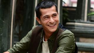 Cem Karaca'yı canlandırmaya hazırlanan İsmail Hacıoğlu imaj tazeledi! Son haline yorum yağdı