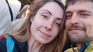 Nişanlısını sokak ortasında göğsünden bıçaklayarak öldürdü! “Seni seviyorum” sesi sokakta yankılandı ama...