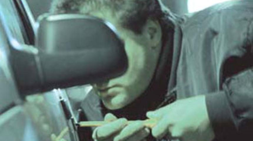 Araba hırsızlarının işi bitti!!!