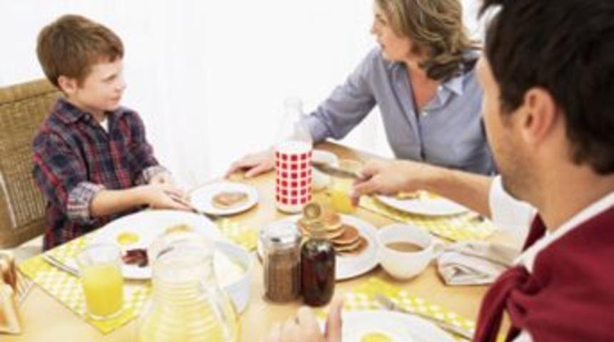 Kalorisi d&uuml;ş&uuml;k sahur ve iftar men&uuml;s&uuml;