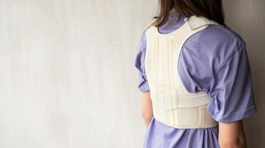 Omurga eğiriliği belirtileri ve egzersizleri - Omurga eğriliği nasıl düzelir, hangi bölüm bakar?