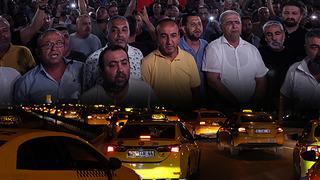 İsyan edip Cumhurbaşkanı Erdoğan'a Taksici dostu diye seslendiler: Yenikapı'da gece vakti konvoylu eylem! 