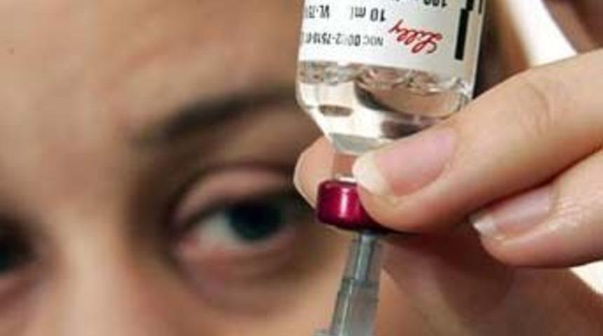 Bakıcı, 4 yaşlıyı ins&uuml;linle &ouml;ld&uuml;rd&uuml;