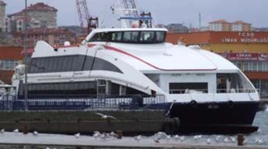 Yalova-Yenikapı hızlı feribot seferleri iptal edildi