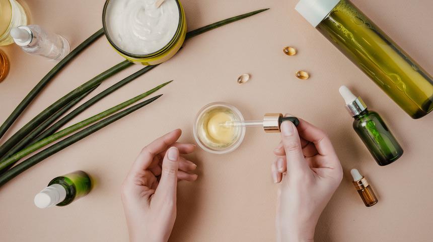 Acı badem yağı saç uzatır mı? Acı badem yağının cilde ve saça faydaları nelerdir? 