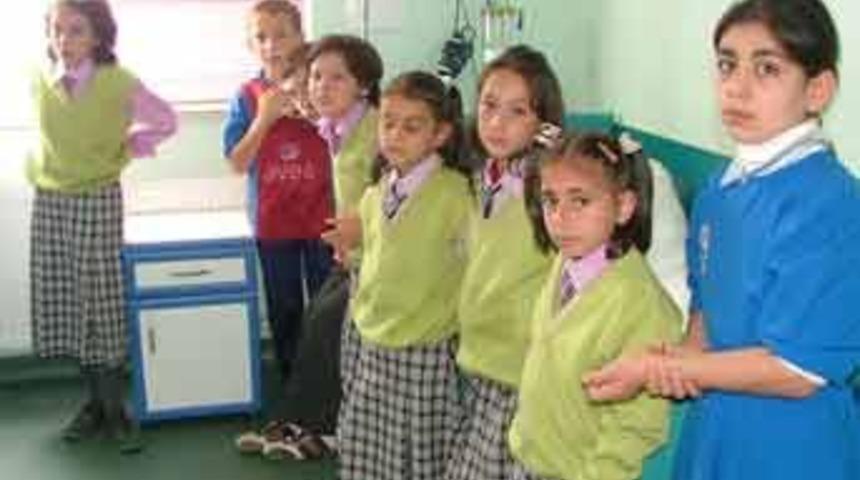 Kovanı kurcaladılar: 15 yaralı