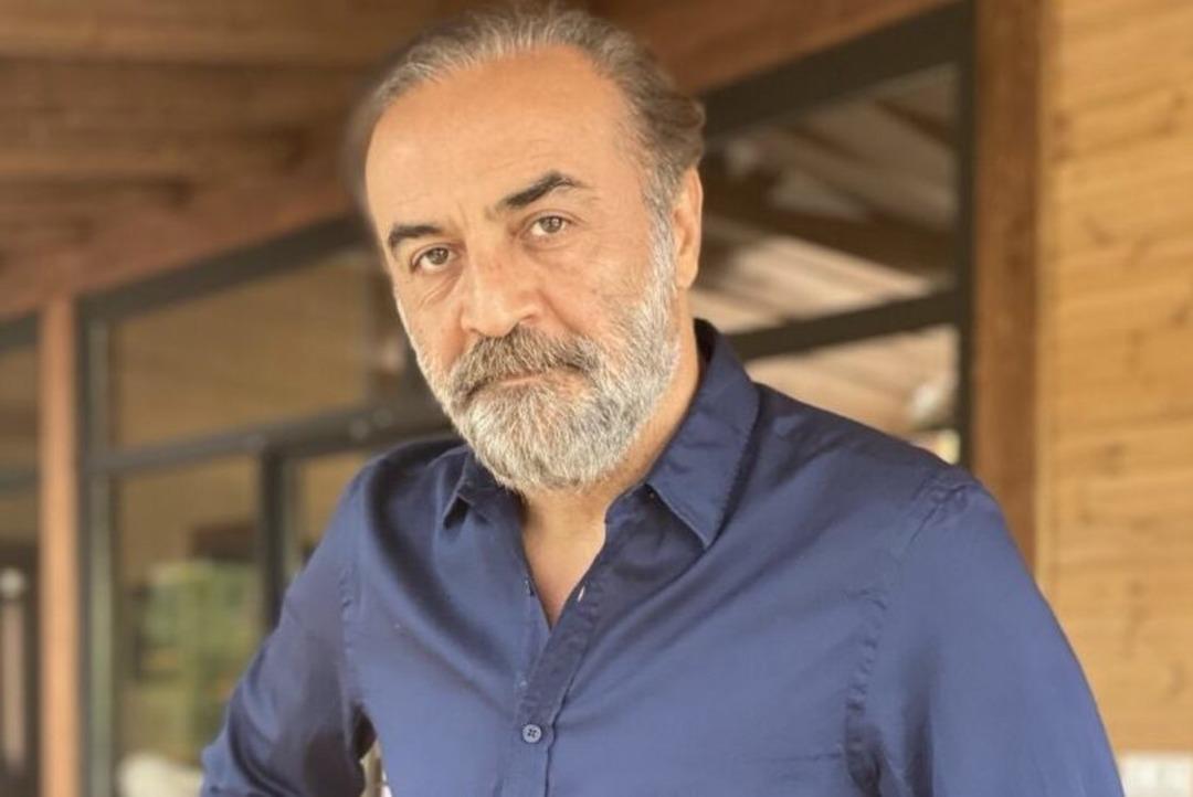 Yılmaz Erdoğan&rsquo;ın kızı Berfin b&uuml;y&uuml;d&uuml;, kocaman oldu! G&uuml;zelliğiyle kendine hayran bıraktı