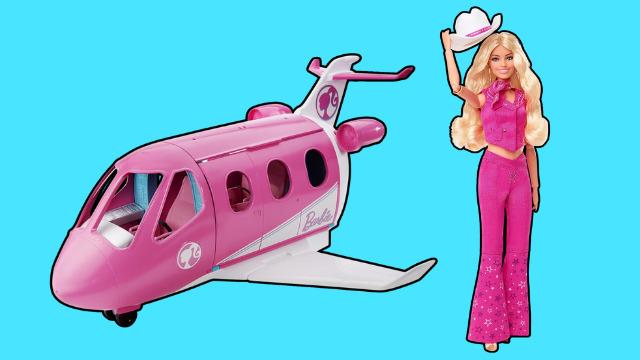 Hi Barbie, Hi Ken! Barbie çılgınlığına katılmak isteyen çocuklarınıza hediye edebileceğiniz Barbie oyuncakları