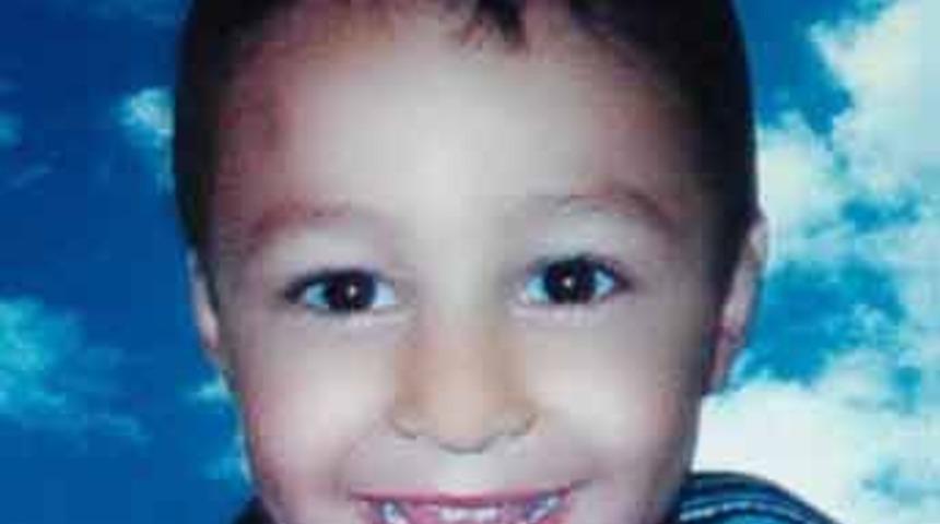 4 yaşındaki çocuk 59 gün sonra kuduzdan öldü