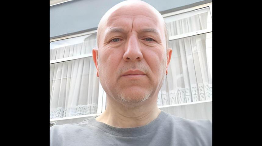 Kahreden olay: 6 gün önce emekli olup oğluyla tatile çıkmıştı! Boğulma tehlikesi geçiren kadını kurtarırken...