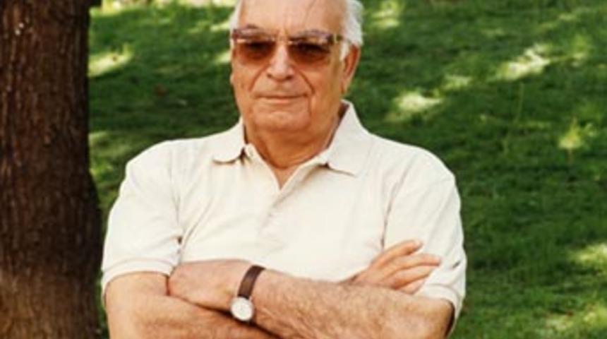 İtalya'da Yaşar Kemal r&uuml;zgarı