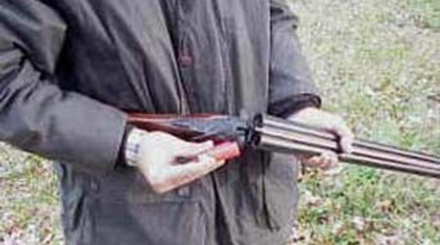 ABD'de bir kişi t&uuml;feğiyle gen&ccedil;lere ateş a&ccedil;tı